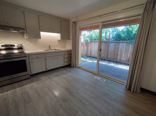 1212 Manhattan Way, Santa Rosa, CA 95401