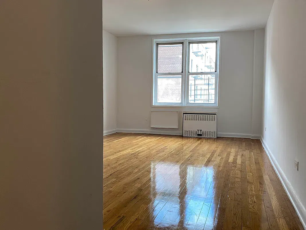 2 bed, $2,800 — Photo 3