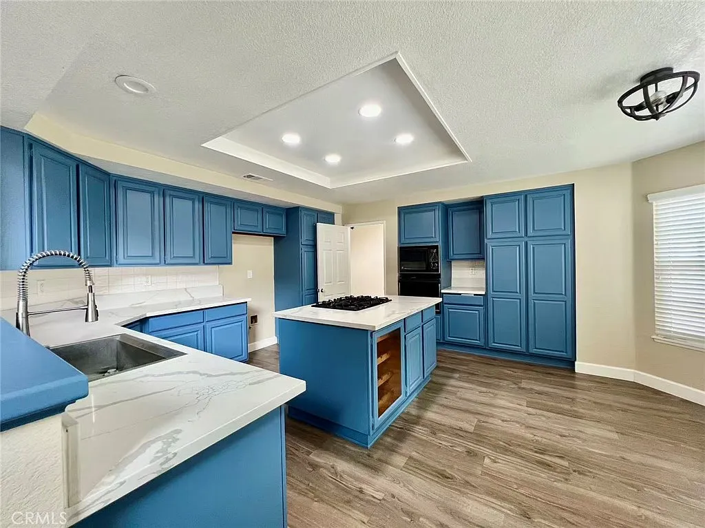 4 bed, 3.5 bath, 3196 sqft, $5,500 — Photo 4