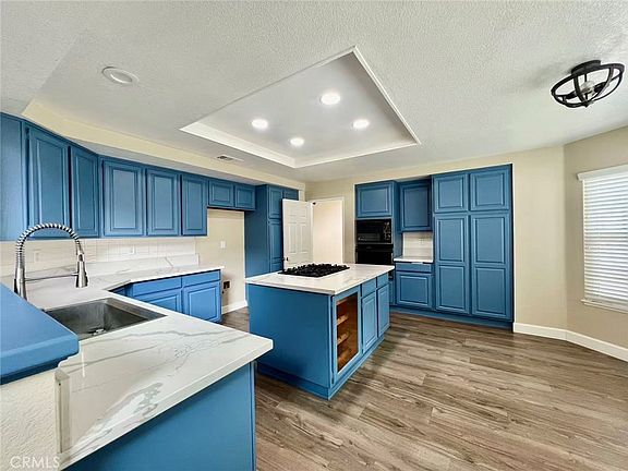 4th image of 21747 Buckskin Dr
