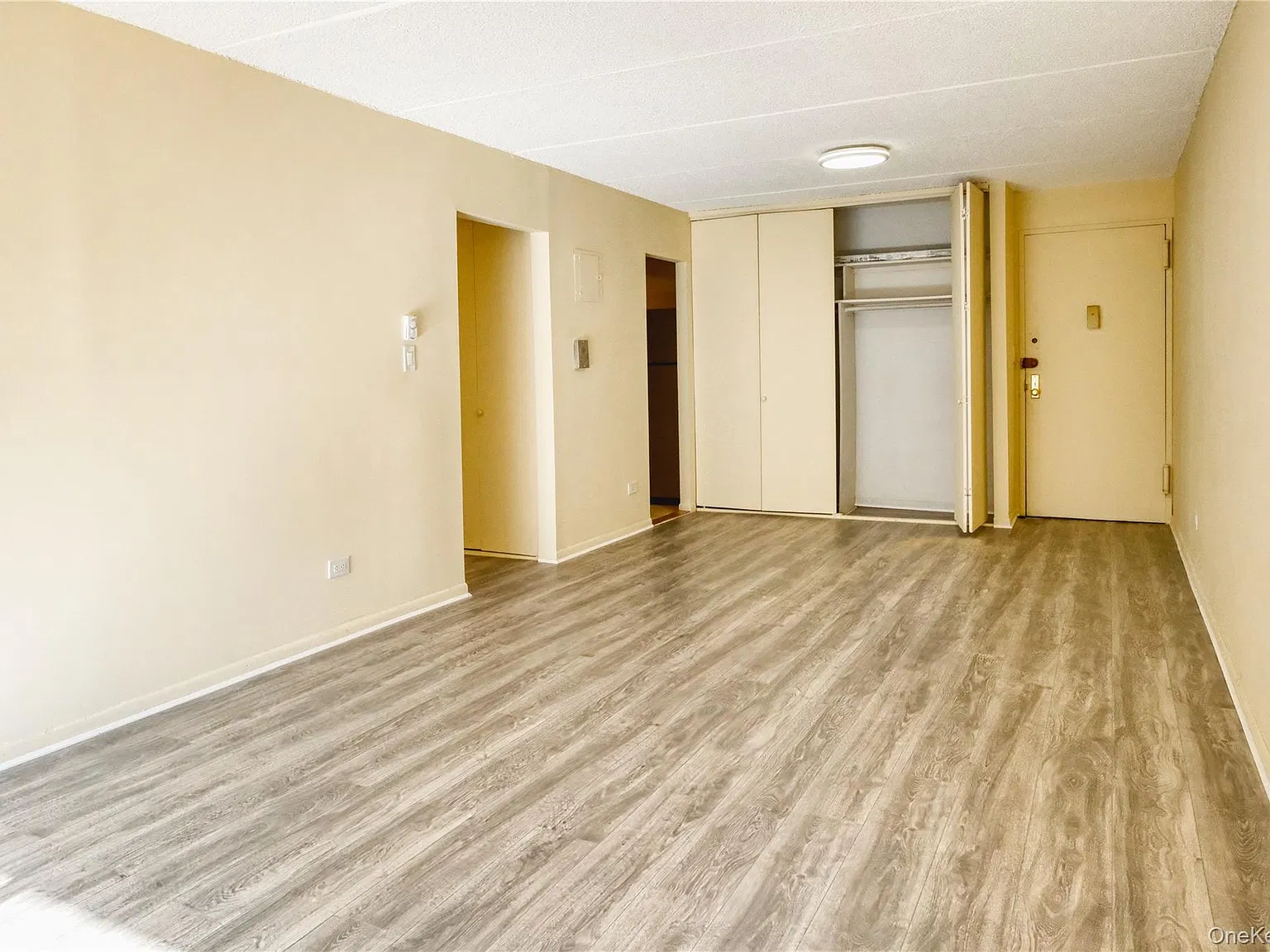 1 bed, 1.0 bath, $2,200 — Photo 4