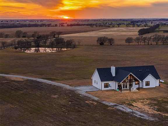 3rd image of 2180 County Road 237