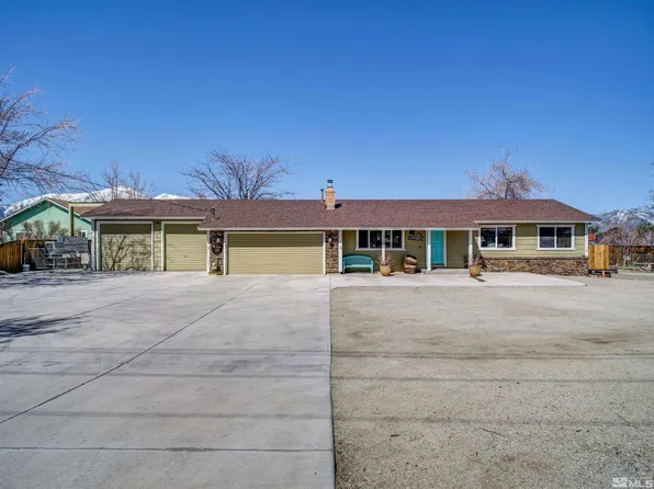 1028 Dresslerville Rd, Gardnerville, NV 89460