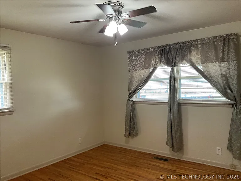 10121 E 22nd St S — Photo 9