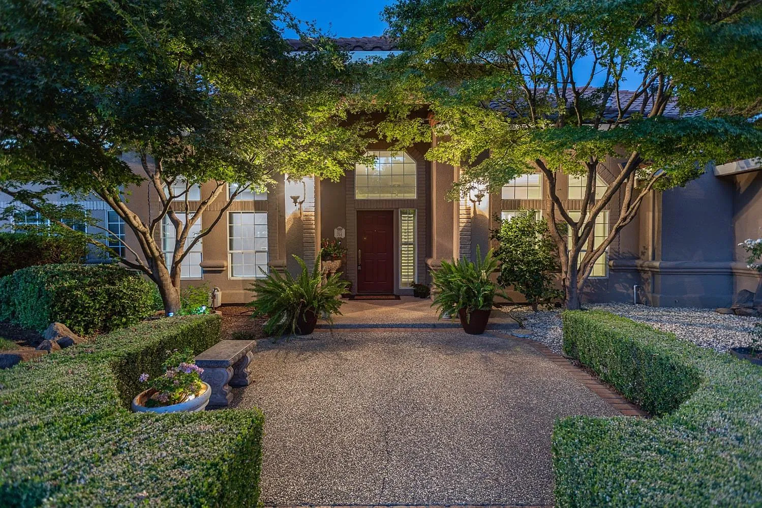 744 Estates Dr photo 1