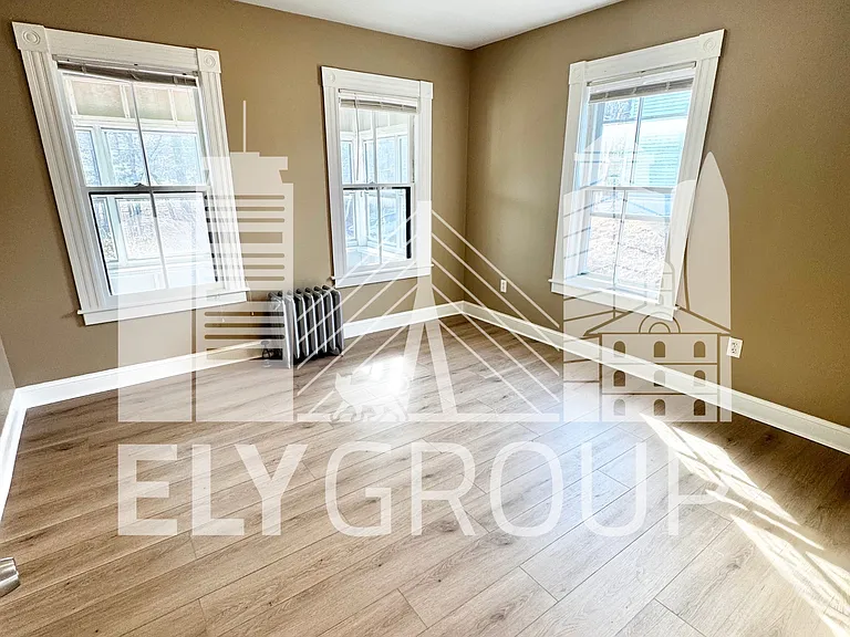 30 Spruce St #1 — Photo 6