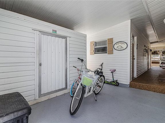 4th image of 3899 Plumosa Dr