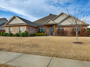 114 Maplebrook Dr, Madison, AL 35756