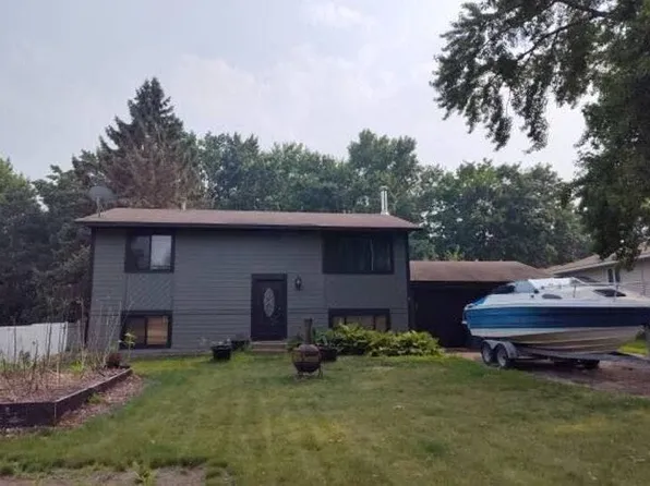 1728 Garden Ln, White Bear Township, MN 55110