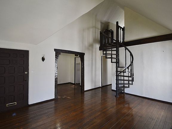 5th image of 2906 Griffith Park Blvd #29105