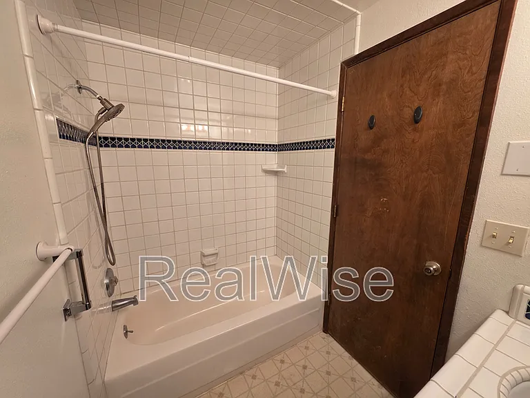 2134 NW Watters St — Photo 14