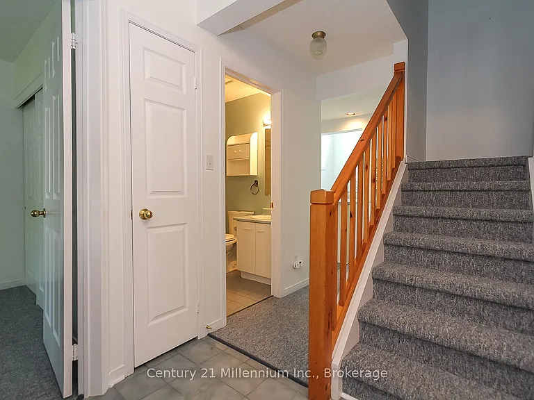 146 Settlers Way #36 — Photo 4