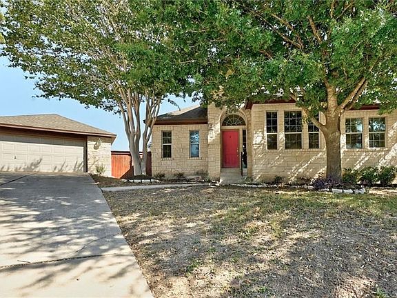 3rd image of 340 Kensington Ln