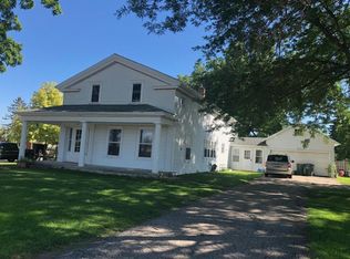 118 W State St, Fox Lake, WI 53933