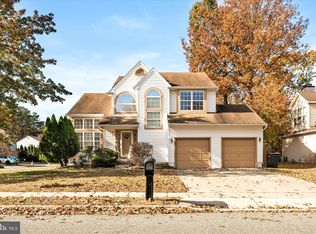 37 Monticello Dr, Sicklerville, NJ 08081