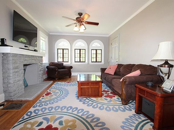 4th image of 3045 Penrose Pl