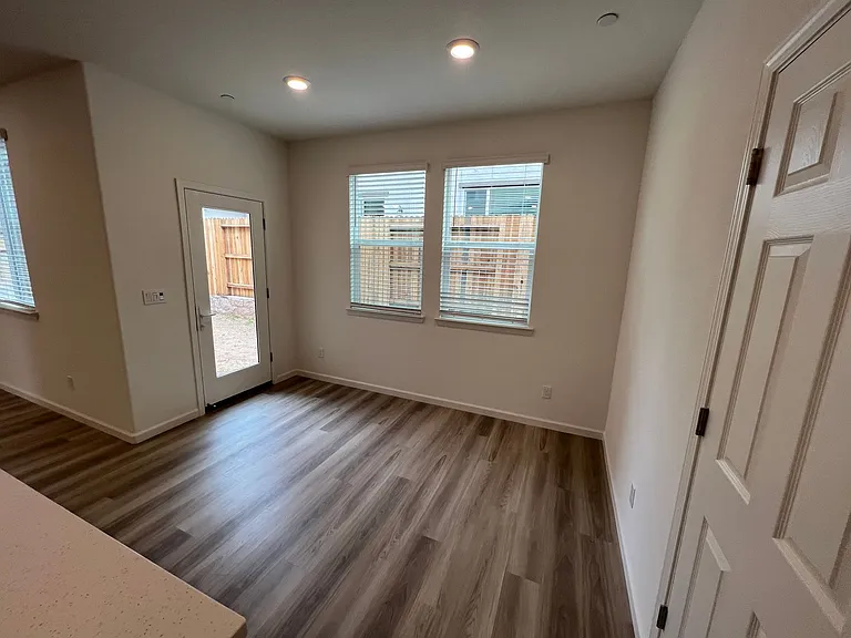 3323 Auburn Leaf Loop — Photo 8