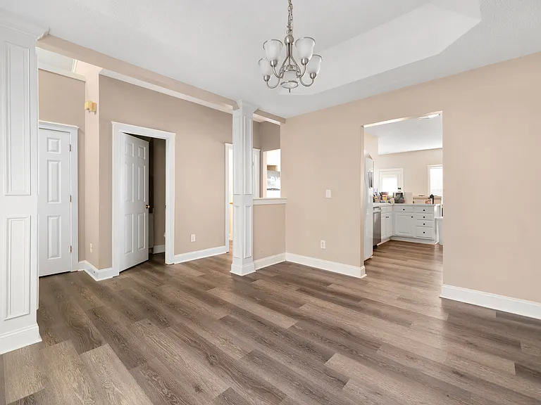13604 Glenwyck Ln — Photo 4