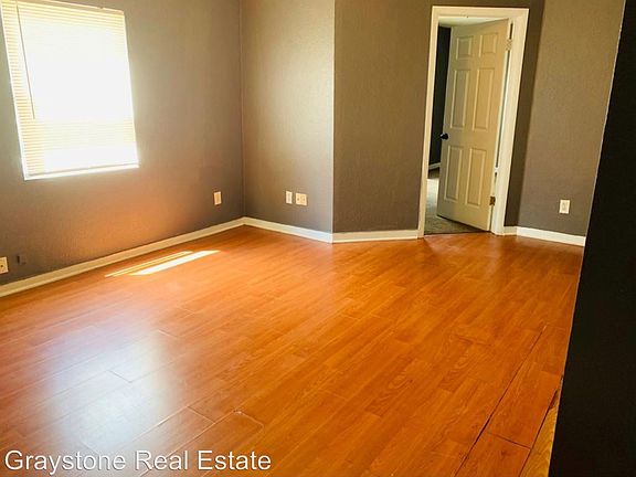 5th image of 3412 E 21st Ave
