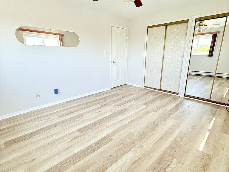 14567 Madison Ave #609 — Photo 8