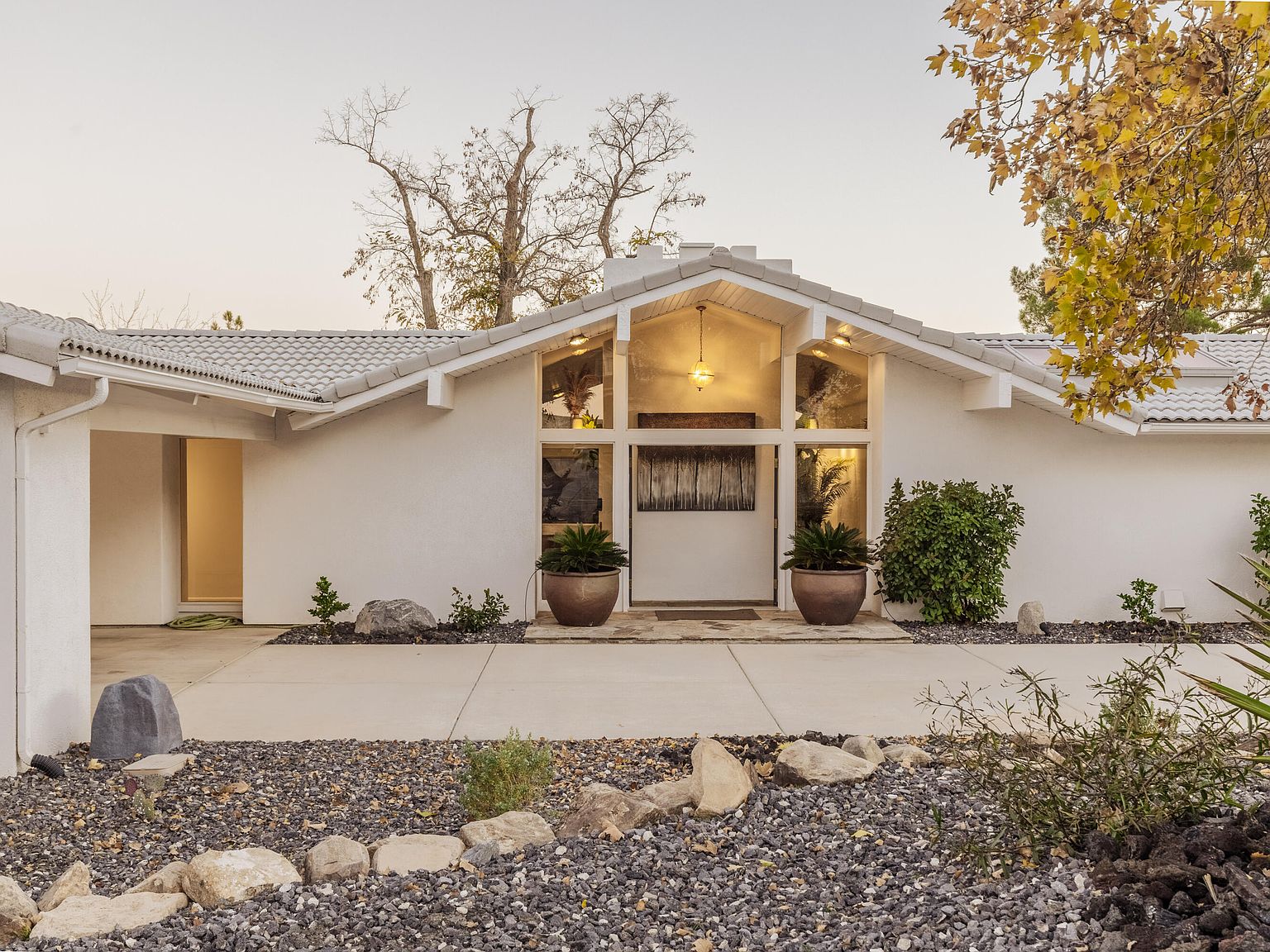1359 Nelson Cir