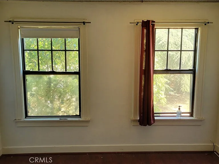 120 W Marshall Blvd #6 — Photo 7