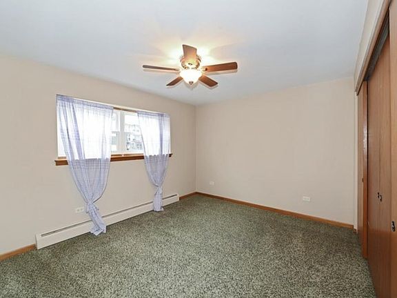 2nd image of 905 8th Ave APT 2