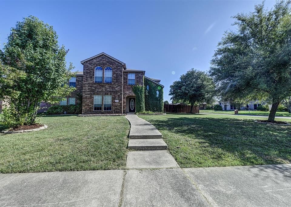 1st image of 2653 Saint Andrews Dr