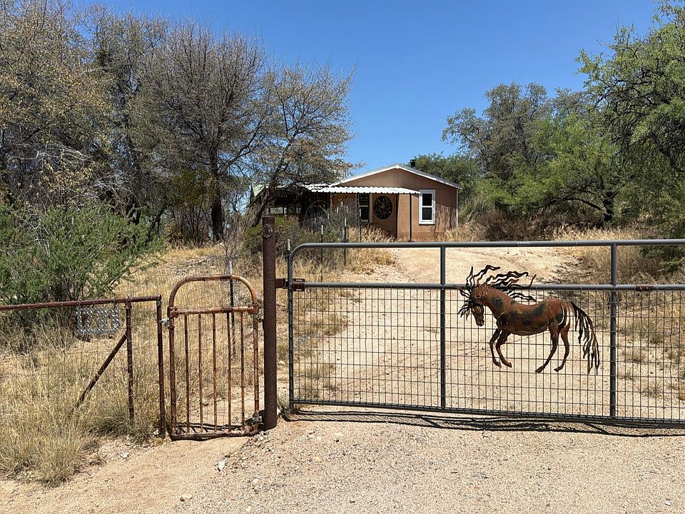 1st image of 1238 E Aldwinkle Pl