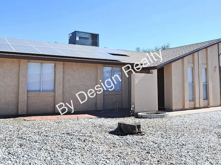 7230 N Ulene Pl — Photo 2