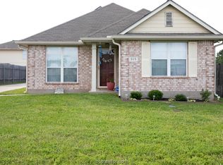 515 Thornton Ct, College Station, TX 77840