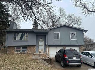 1007 S Harrison St, Papillion, NE 68046
