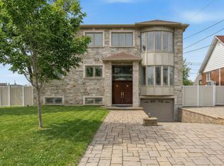 RHANE 7605th Ave, Du Montraal, QC H1K 2B1