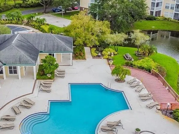 10024 Strafford Oak Ct APT 807, Tampa, FL 33624