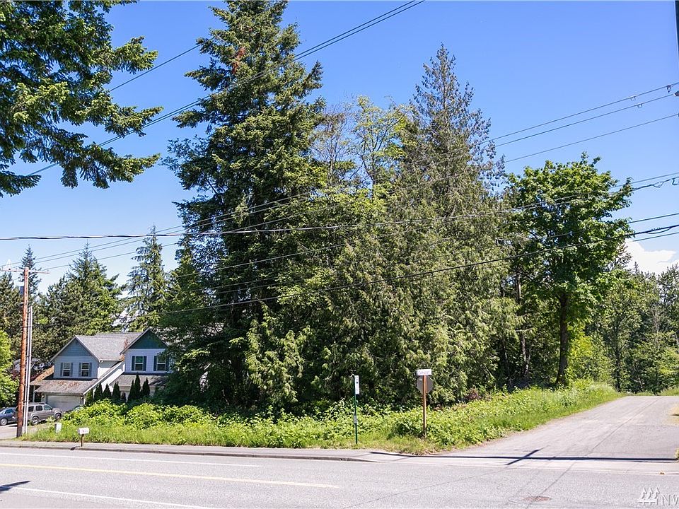 Front corner on Yew and Democrat