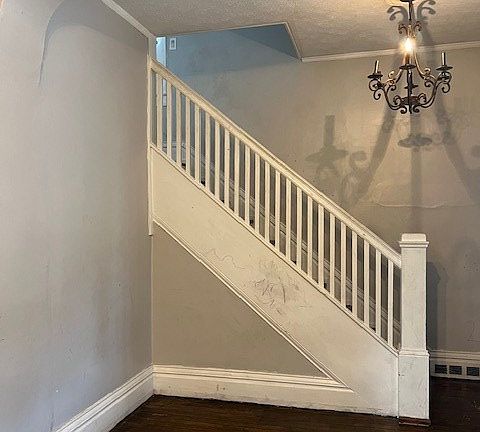 5th image of 312 Offnere St