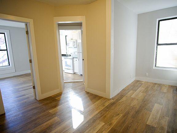 3rd image of 516 W 159th St #8