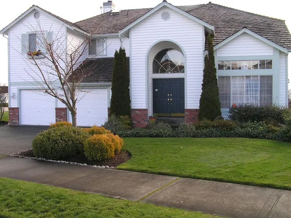 5002 Tower Dr NE, Tacoma, WA 98422