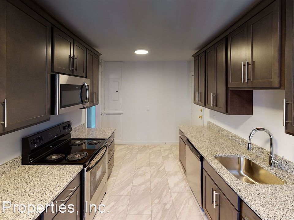 1st image of 4201 Forest Hill Ave APT 2