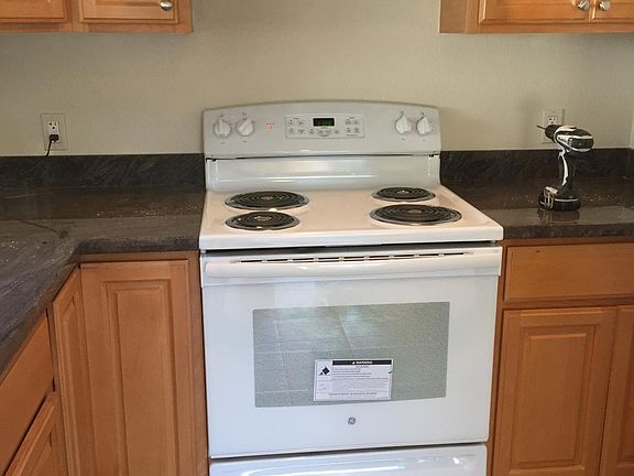 5th image of 155 W Hamilton Ave