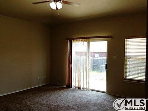 4th image of 1737 Park Trails Blvd