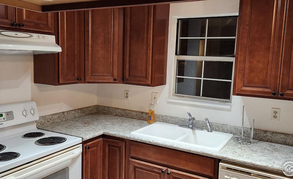 1st image of 720 City Park Ave #A-112