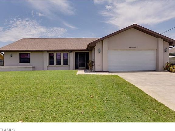 2nd image of 209 SE 19th Ct
