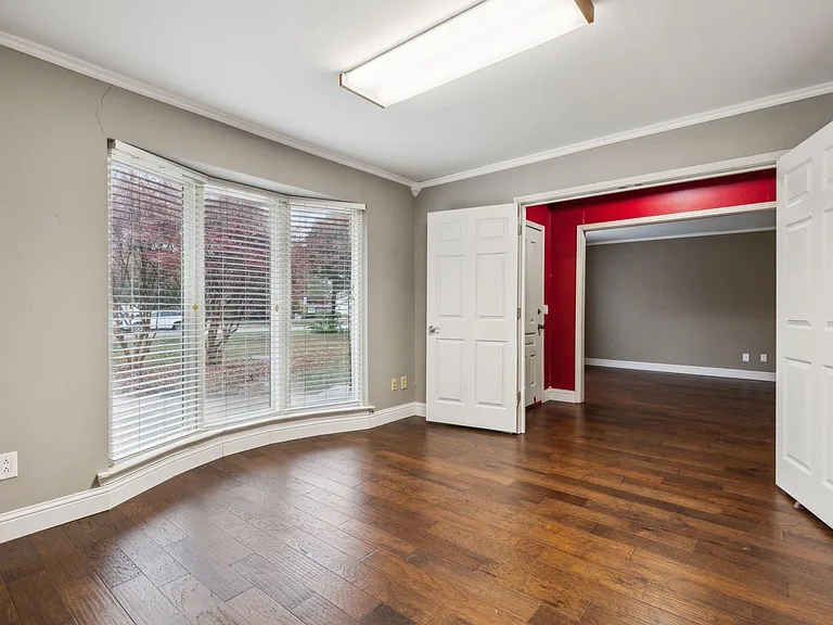 102 Sunset Dr — Photo 5