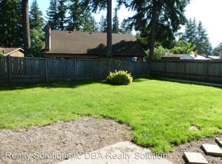4200 NE Laura St, Hillsboro, OR 97124