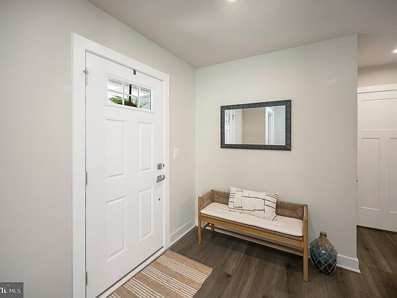 4th image of 35030 Orchid Ln