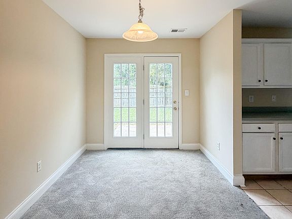 4th image of 2513 Denburn Ct