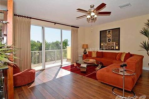4th image of 8936 Duval Ln