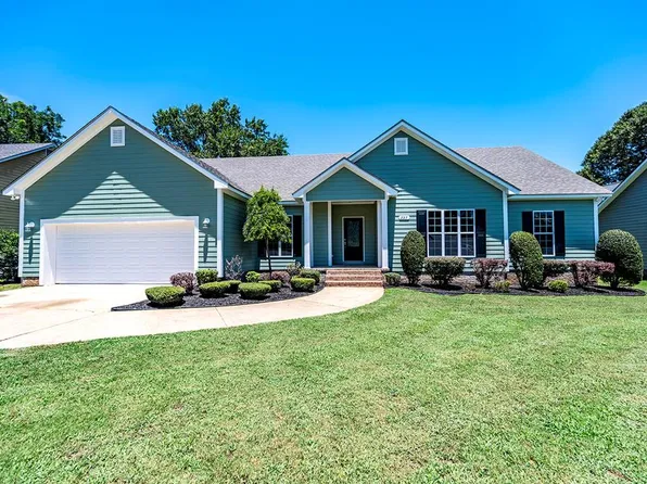 227 Fairway Cir, Americus, GA 31709