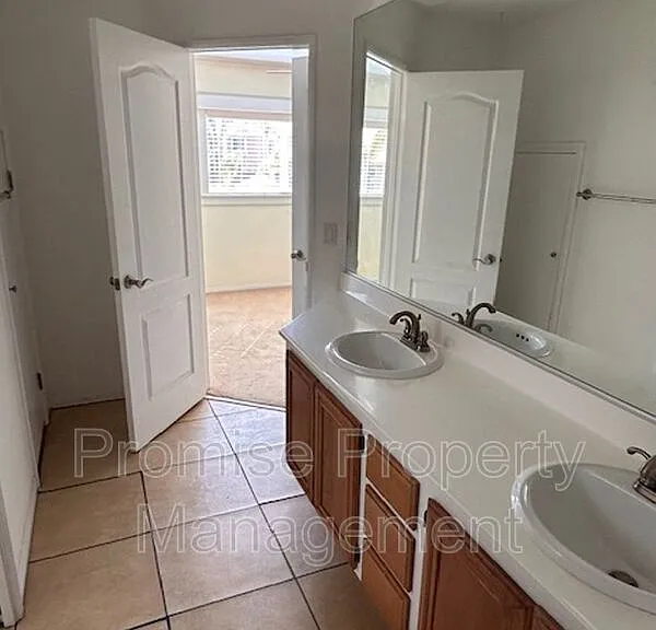 3176 San Helena Dr — Photo 12